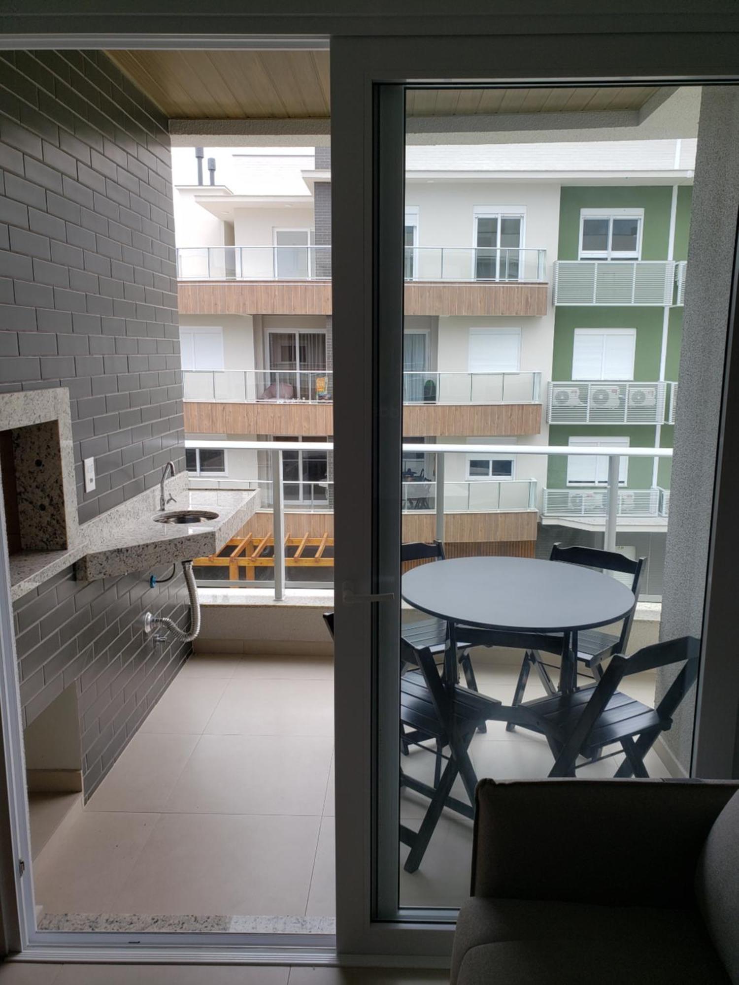 Em Clube Frente A Do Campeche Apartamento *